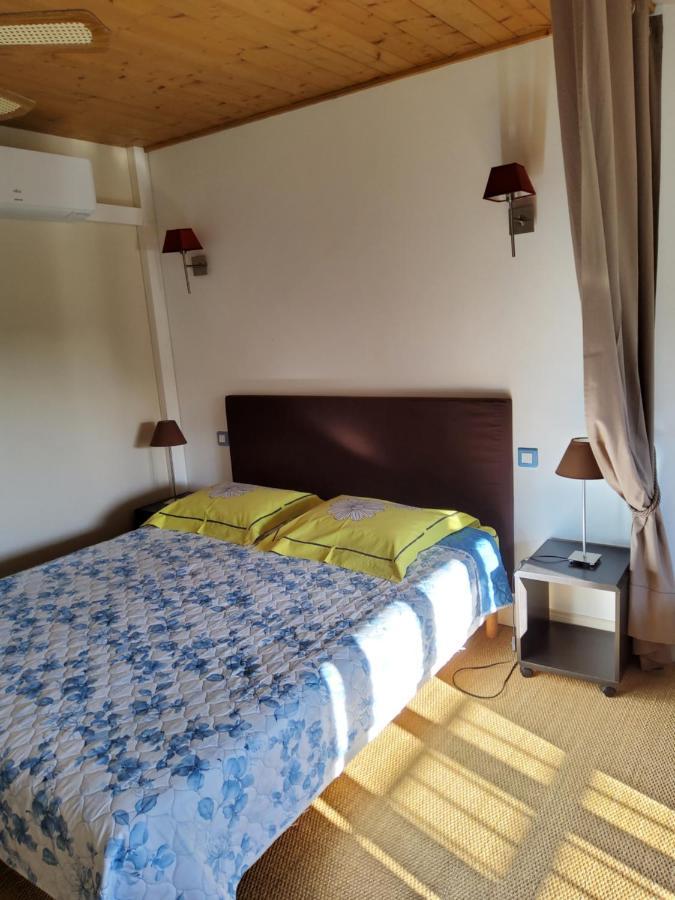 Le Clos D'Andre Кастелнодари Екстериор снимка
